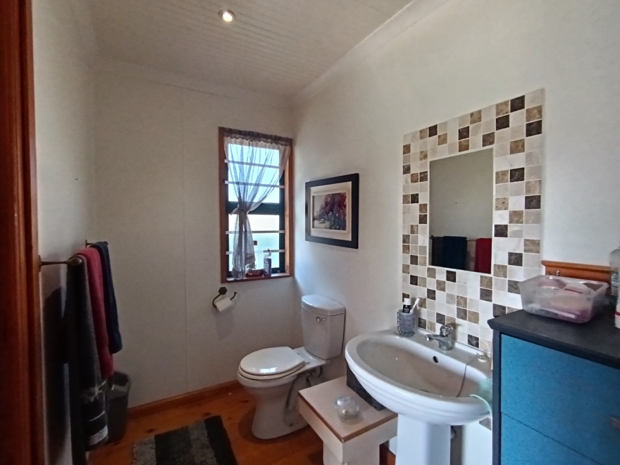 3 Bedroom Property for Sale in Stilbaai Wes Western Cape